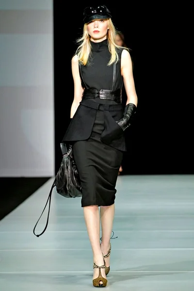Look 8